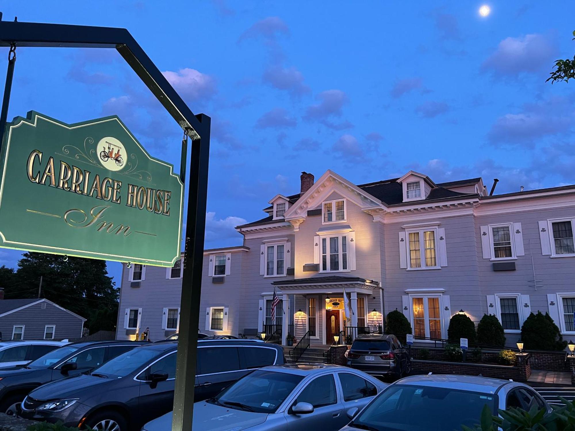 The Carriage House Inn Newport Middletown Exteriör bild